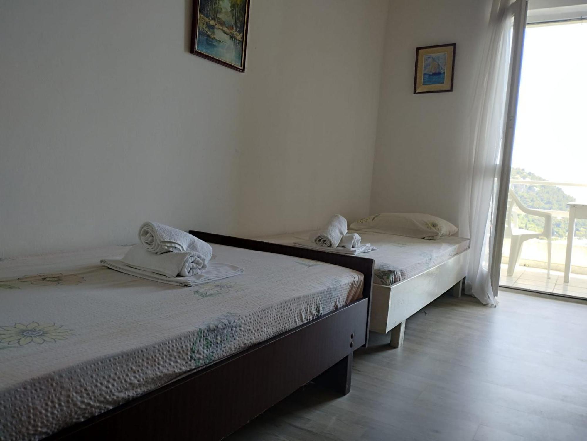 Borovik Guest House Živogošće 외부 사진